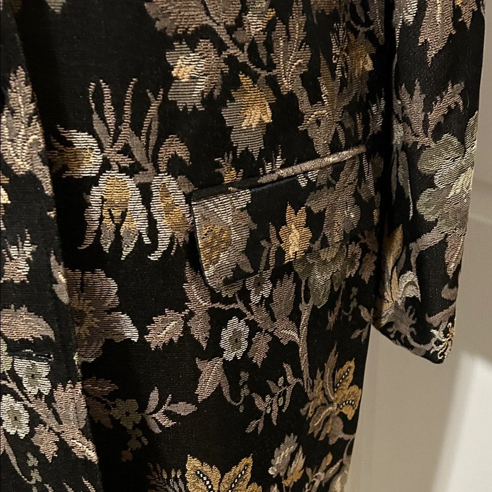 NWOT Newport News Black and Gold Jacket - Picture 4 of 8